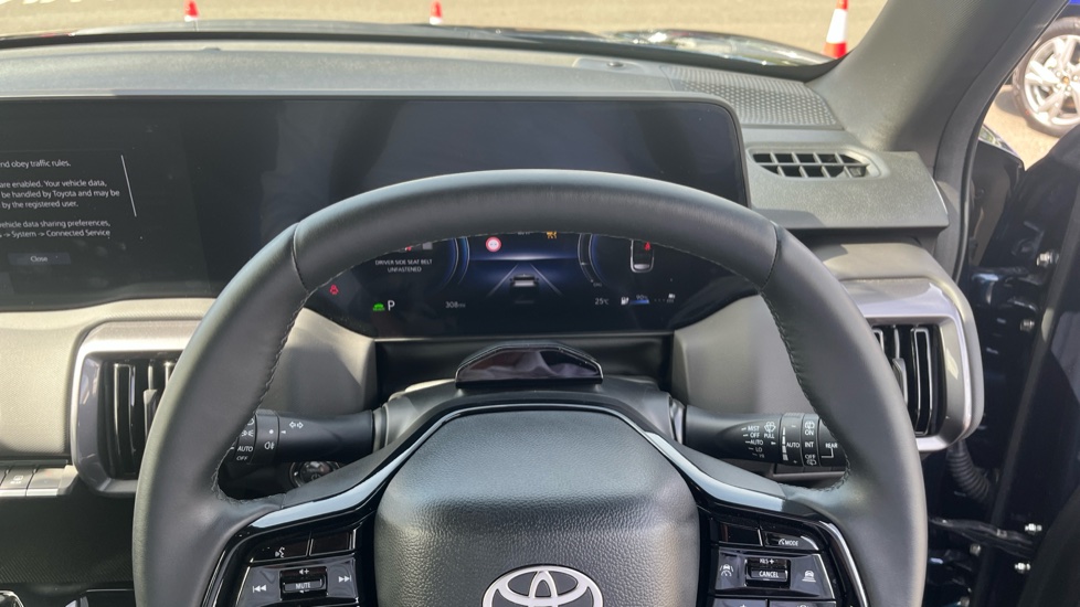 Toyota Urbancruiser 128kW Design 61kWh 5dr Auto Electric Estate - Image 10
