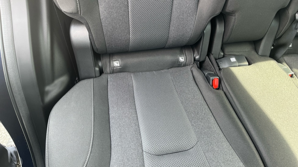 Toyota Urbancruiser 128kW Design 61kWh 5dr Auto Electric Estate - Image 14