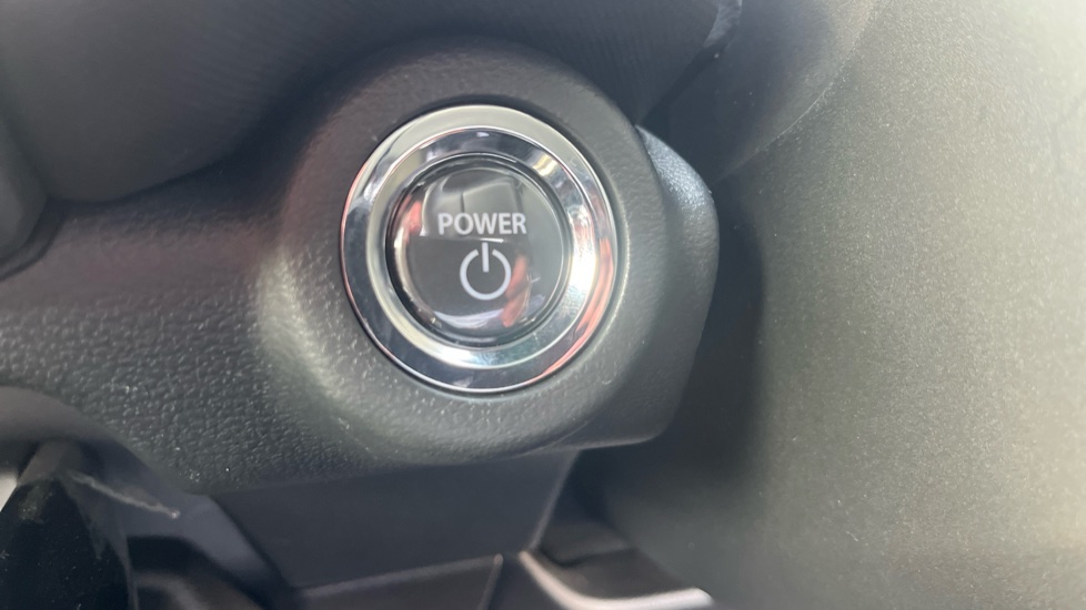 Toyota Urbancruiser 128kW Design 61kWh 5dr Auto Electric Estate - Image 16
