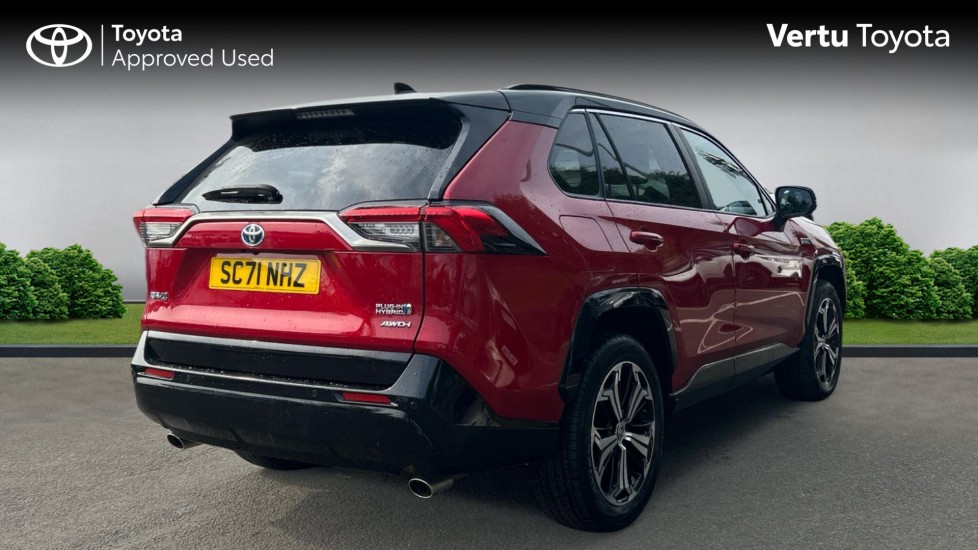Toyota RAV4 2.5 PHEV Dynamic 5dr CVT Estate - Image 2