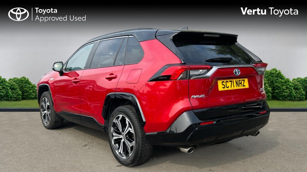 Toyota RAV4 2.5 PHEV Dynamic 5dr CVT Estate - Image 4