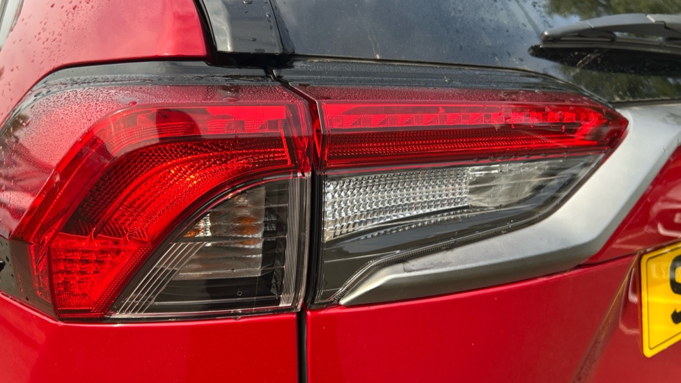 Toyota RAV4 2.5 PHEV Dynamic 5dr CVT Estate - Image 21