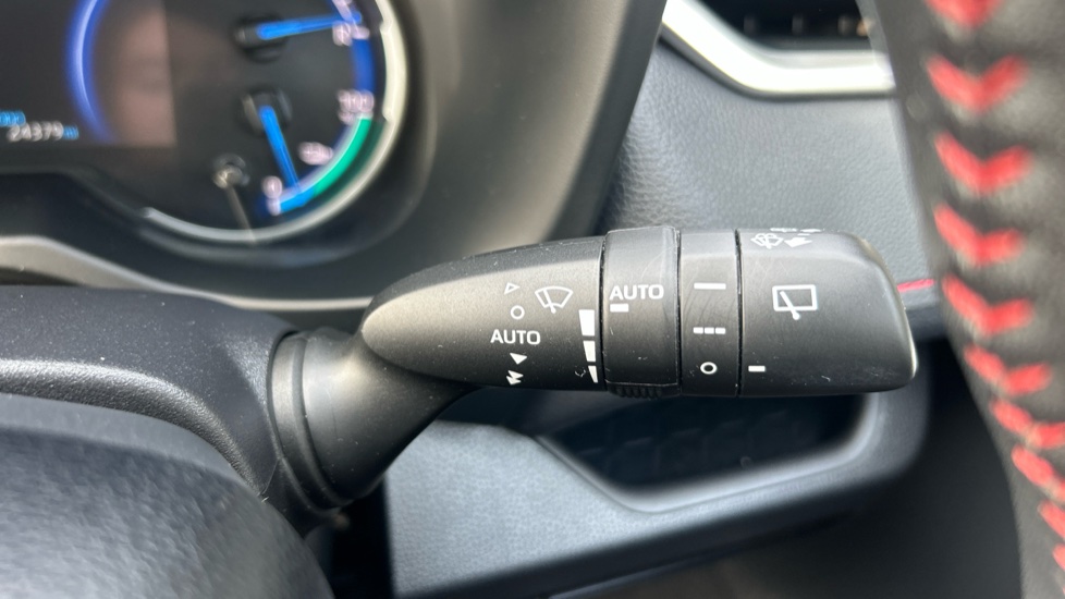 Toyota RAV4 2.5 PHEV Dynamic 5dr CVT Estate - Image 33