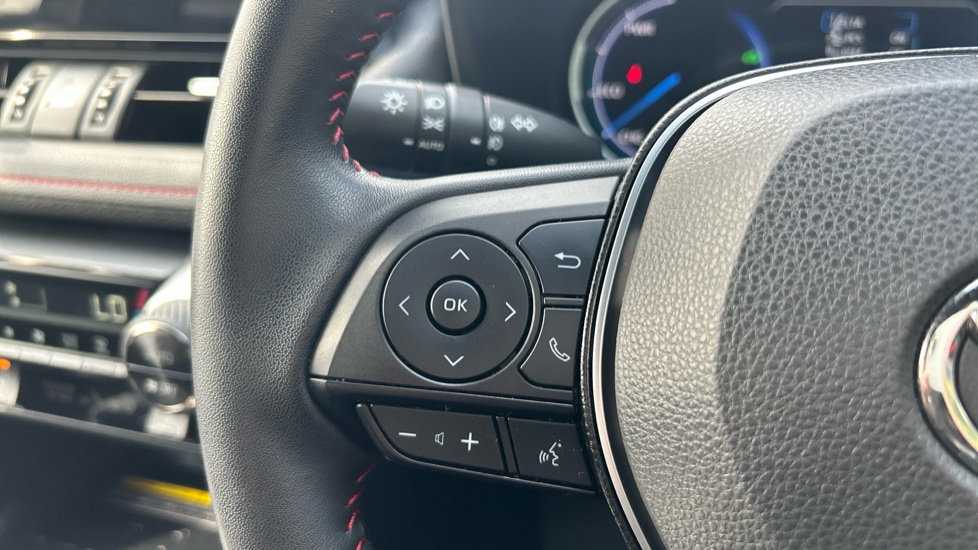 Toyota RAV4 2.5 PHEV Dynamic 5dr CVT Estate - Image 36