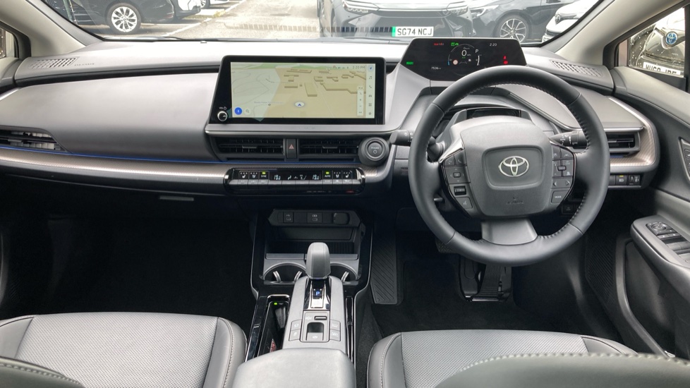 Toyota Prius 2.0 PHEV Excel 5dr CVT Hatchback - Image 6