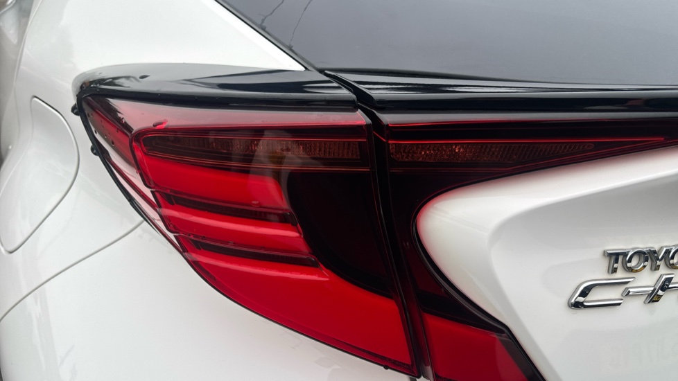 Toyota C-HR 1.8 Hybrid GR Sport 5dr CVT Hybrid Hatchback - Image 21