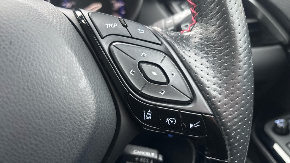 Toyota C-HR 1.8 Hybrid GR Sport 5dr CVT Hybrid Hatchback - Image 33