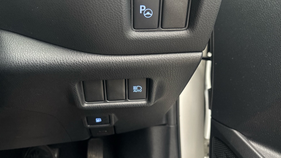 Toyota C-HR 1.8 Hybrid GR Sport 5dr CVT Hybrid Hatchback - Image 42