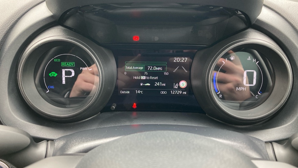 Toyota Yaris Cross 1.5 Hybrid Icon 5dr CVT Hybrid Estate - Image 11