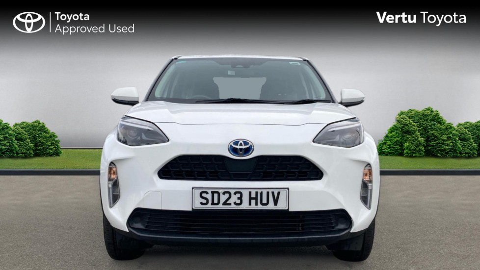 Toyota Yaris Cross 1.5 Hybrid Icon 5dr CVT Hybrid Estate - Image 22