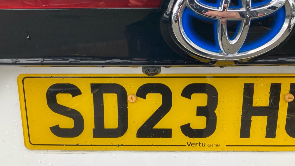 Toyota Yaris Cross 1.5 Hybrid Icon 5dr CVT Hybrid Estate - Image 35