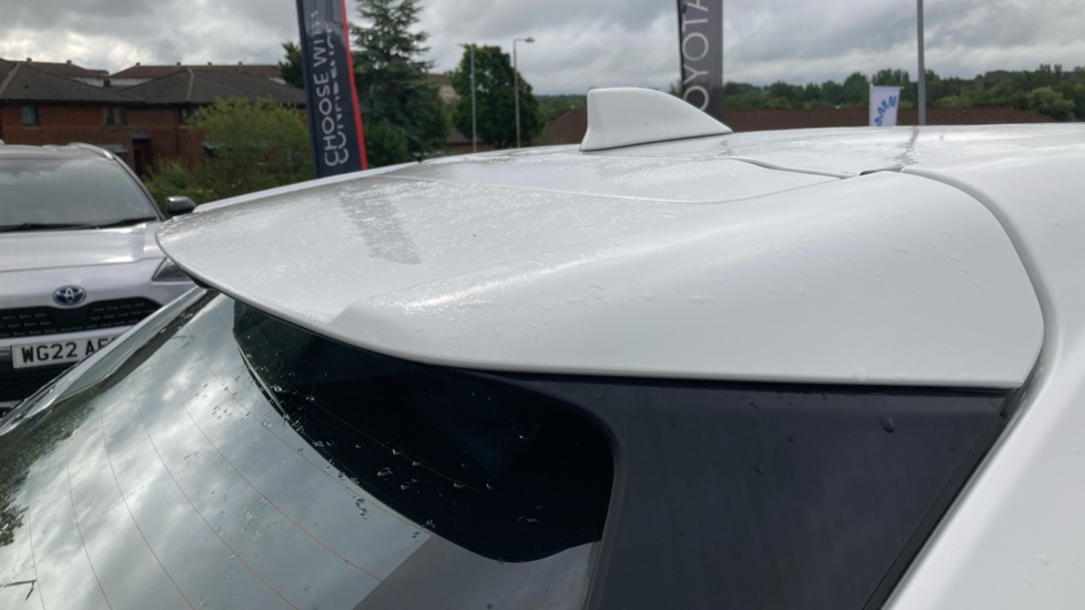 Toyota Yaris Cross 1.5 Hybrid Icon 5dr CVT Hybrid Estate - Image 38
