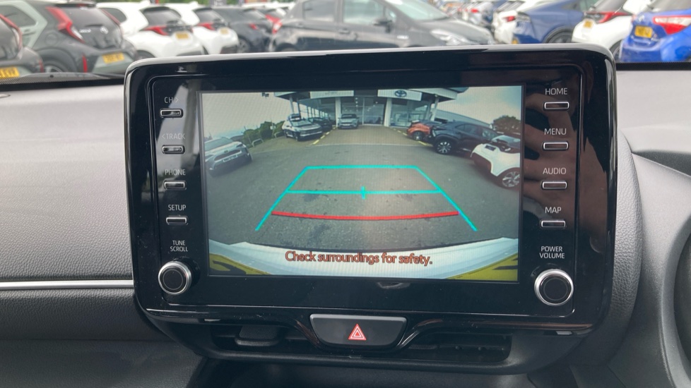 Toyota Yaris Cross 1.5 Hybrid Icon 5dr CVT Hybrid Estate - Image 46
