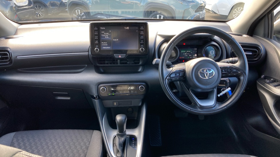 Toyota Yaris 1.5 Hybrid Design 5dr CVT Hybrid Hatchback - Image 6