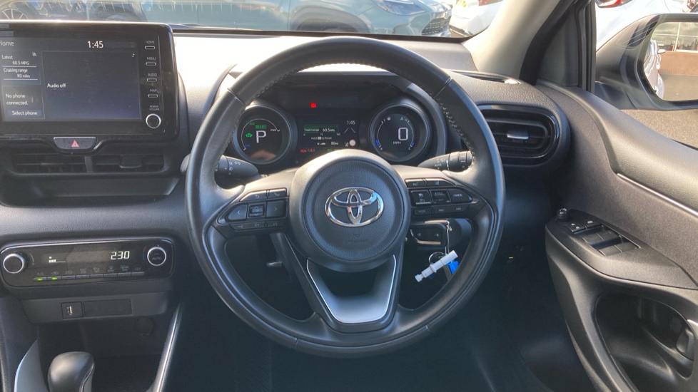 Toyota Yaris 1.5 Hybrid Design 5dr CVT Hybrid Hatchback - Image 7