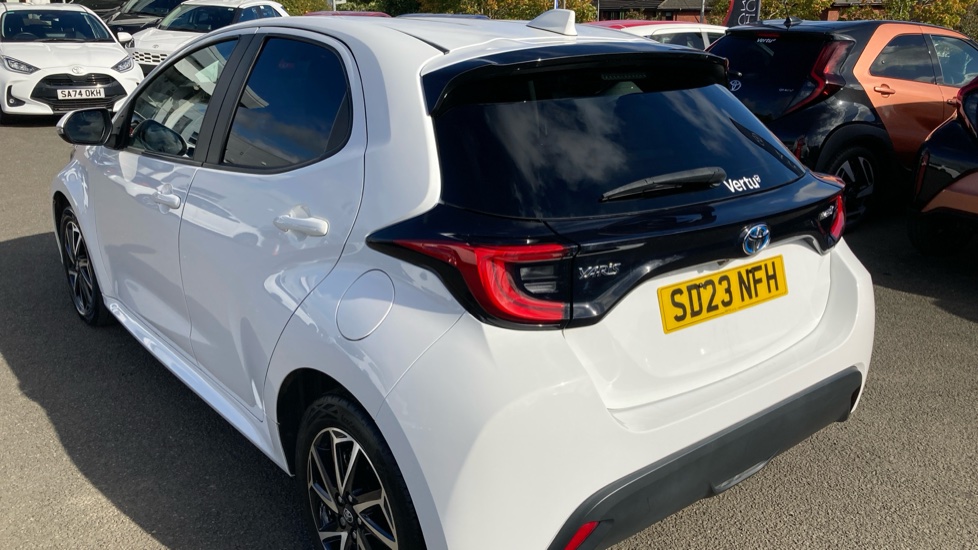 Toyota Yaris 1.5 Hybrid Design 5dr CVT Hybrid Hatchback - Image 35