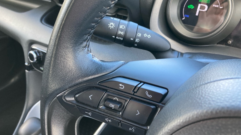 Toyota Yaris 1.5 Hybrid Design 5dr CVT Hybrid Hatchback - Image 42