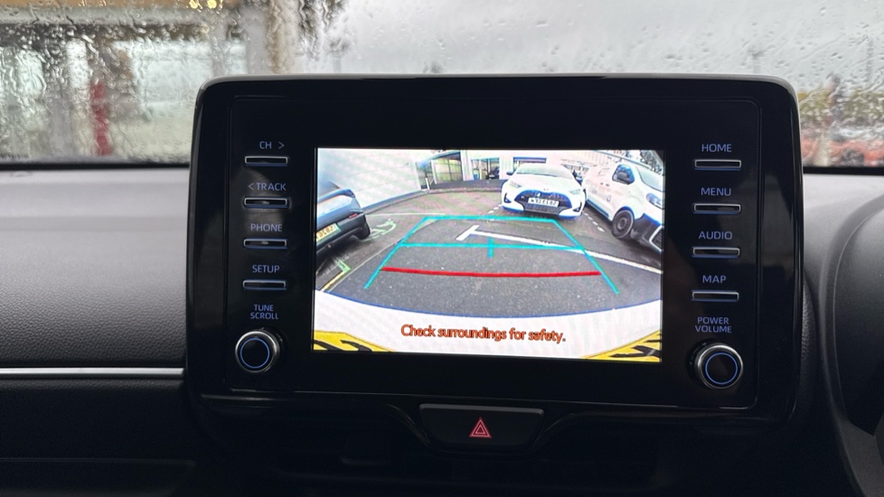 Toyota Yaris 1.5 Hybrid Icon 5dr CVT Hybrid Hatchback - Image 35