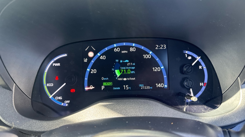 Toyota Yaris Cross 1.5 Hybrid Design 5dr CVT Hybrid Estate - Image 11