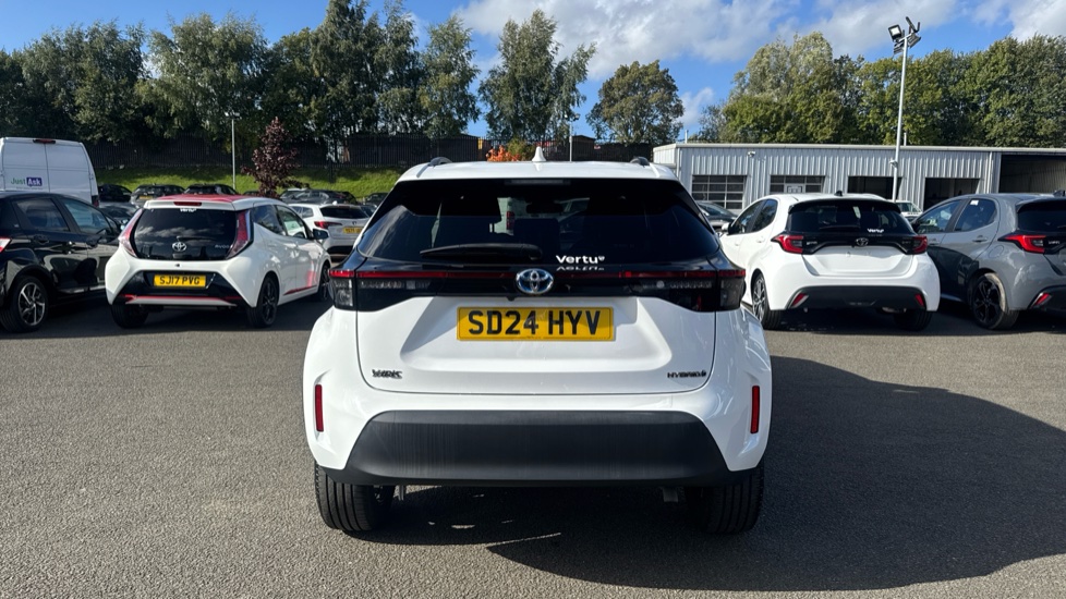 Toyota Yaris Cross 1.5 Hybrid Design 5dr CVT Hybrid Estate - Image 26