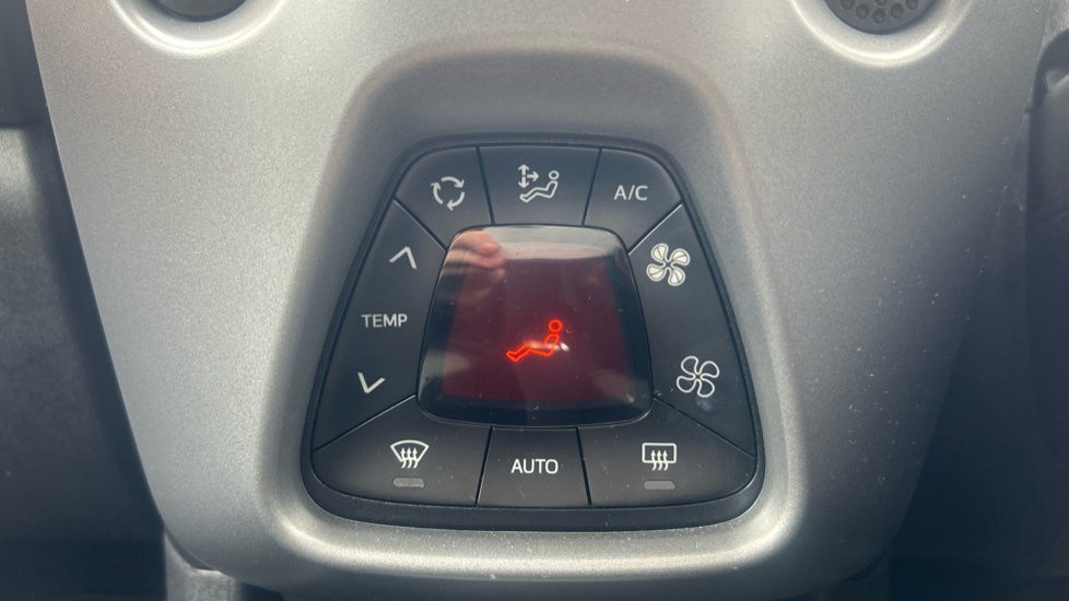 Toyota Aygo 1.0 VVT-i X-Trend TSS 5dr Petrol Hatchback - Image 33