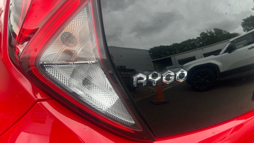 Toyota Aygo 1.0 VVT-i X-Trend TSS 5dr Petrol Hatchback - Image 36