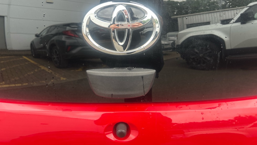 Toyota Aygo 1.0 VVT-i X-Trend TSS 5dr Petrol Hatchback - Image 43