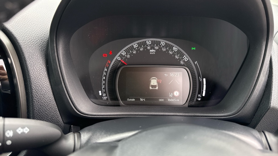 Toyota Aygo X 1.0 VVT-i Pure 5dr Petrol Hatchback - Image 11