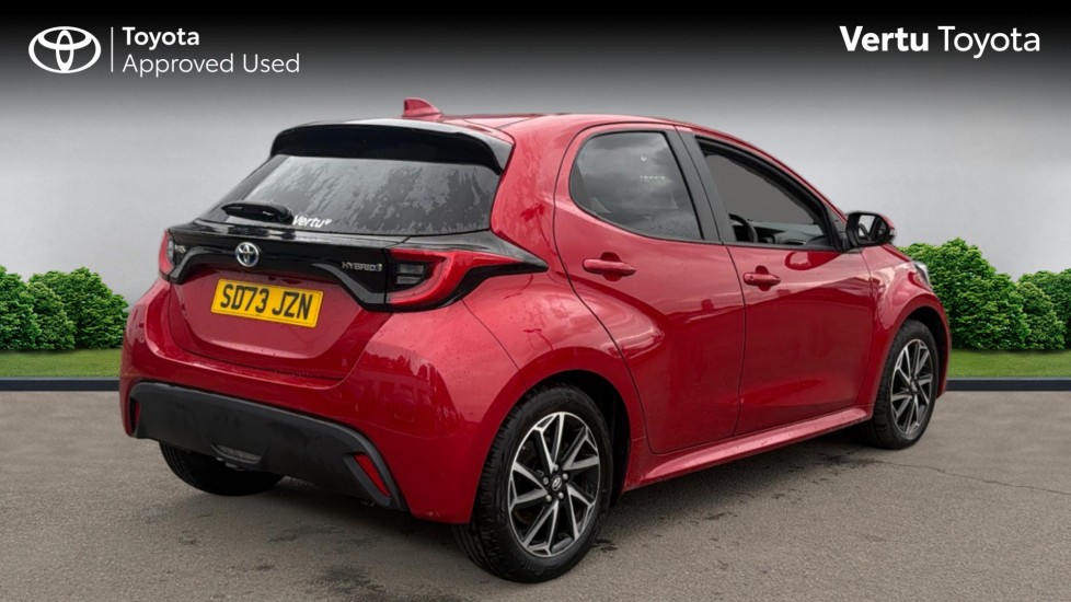 Toyota Yaris 1.5 Hybrid Design 5dr CVT Hybrid Hatchback - Image 2