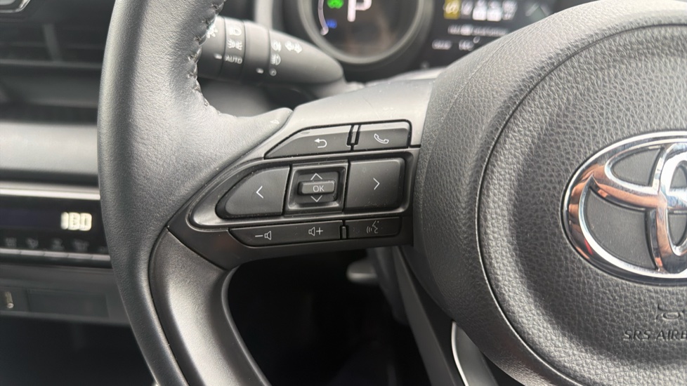 Toyota Yaris 1.5 Hybrid Design 5dr CVT Hybrid Hatchback - Image 40