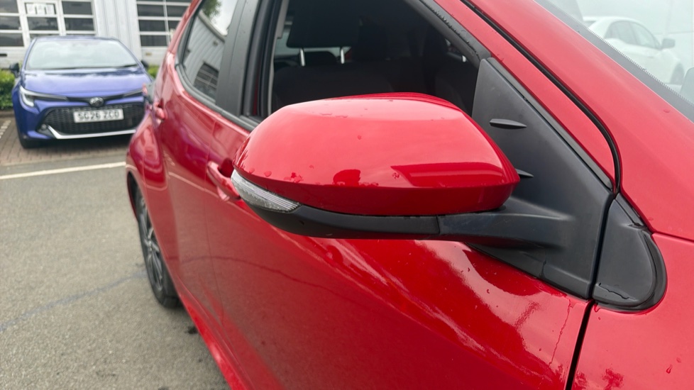 Toyota Yaris 1.5 Hybrid Design 5dr CVT Hybrid Hatchback - Image 49