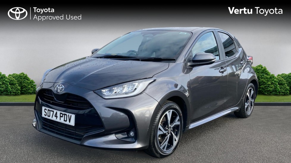 Toyota Yaris 1.5 Hybrid Design 5dr CVT Hybrid Hatchback - Image 3