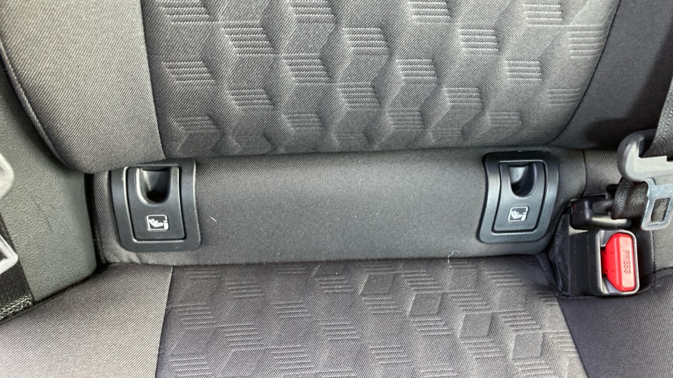 Toyota Yaris 1.5 Hybrid Design 5dr CVT Hybrid Hatchback - Image 14