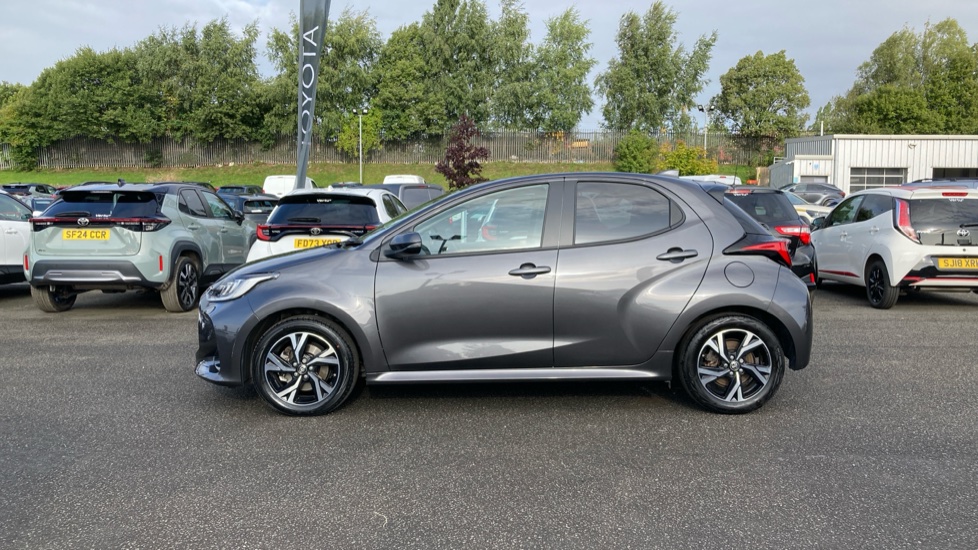 Toyota Yaris 1.5 Hybrid Design 5dr CVT Hybrid Hatchback - Image 24