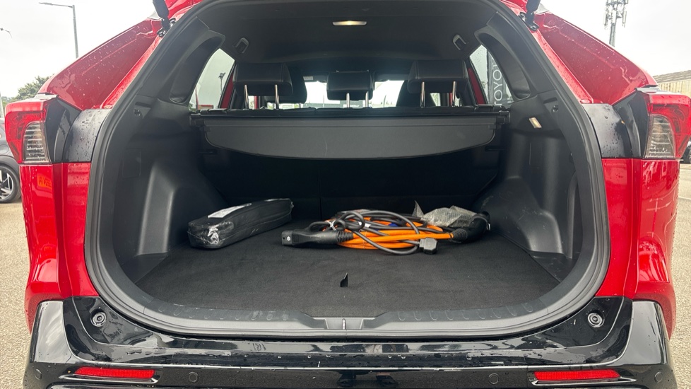Toyota RAV4 2.5 PHEV GR Sport 5dr CVT Estate - Image 13