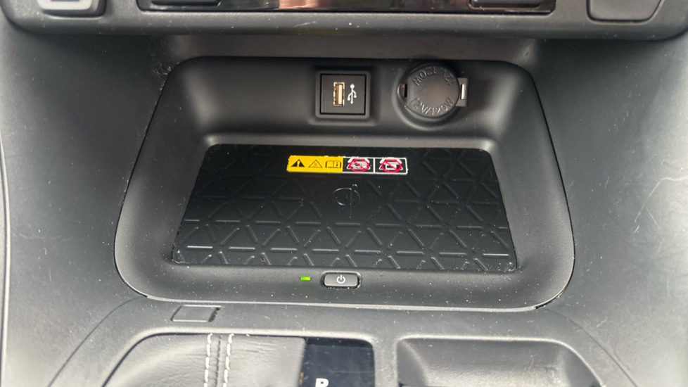Toyota RAV4 2.5 PHEV GR Sport 5dr CVT Estate - Image 41