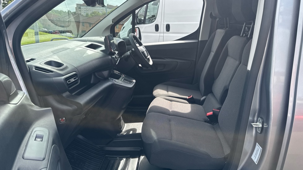 Toyota Proace City L1 Diesel 1.5D 130 Sport Van Auto - Image 5