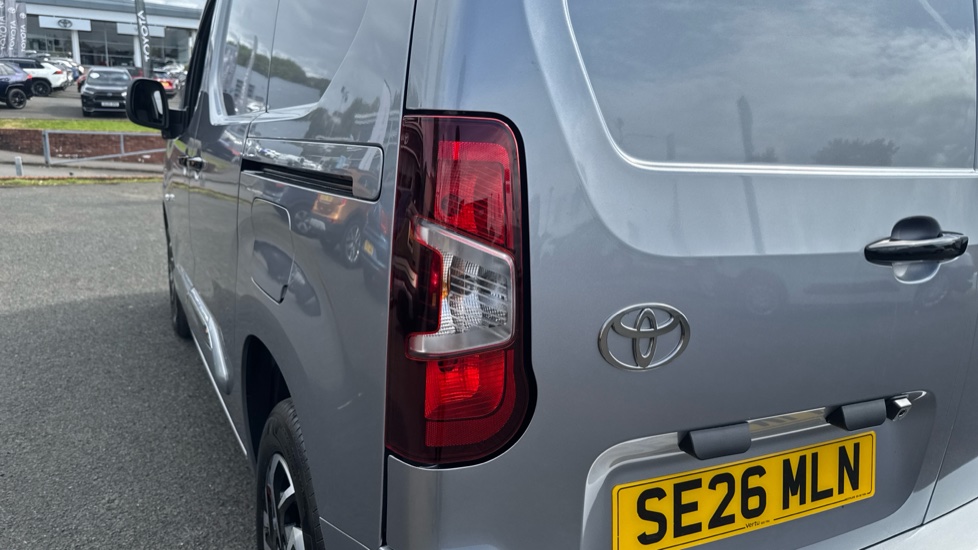 Toyota Proace City L1 Diesel 1.5D 130 Sport Van Auto - Image 21