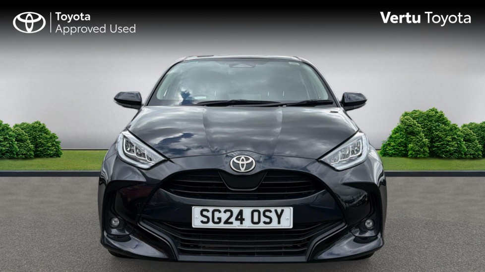 Toyota Yaris 1.5 Hybrid Design 5dr CVT Hybrid Hatchback - Image 22