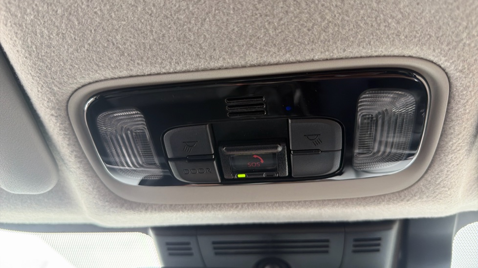 Toyota Yaris 1.5 Hybrid Design 5dr CVT Hybrid Hatchback - Image 49