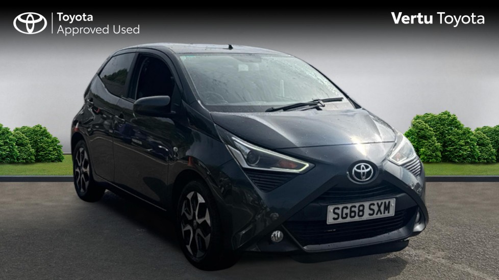 Toyota Aygo 1.0 VVT-i X-Plore 5dr Petrol Hatchback - Image 1
