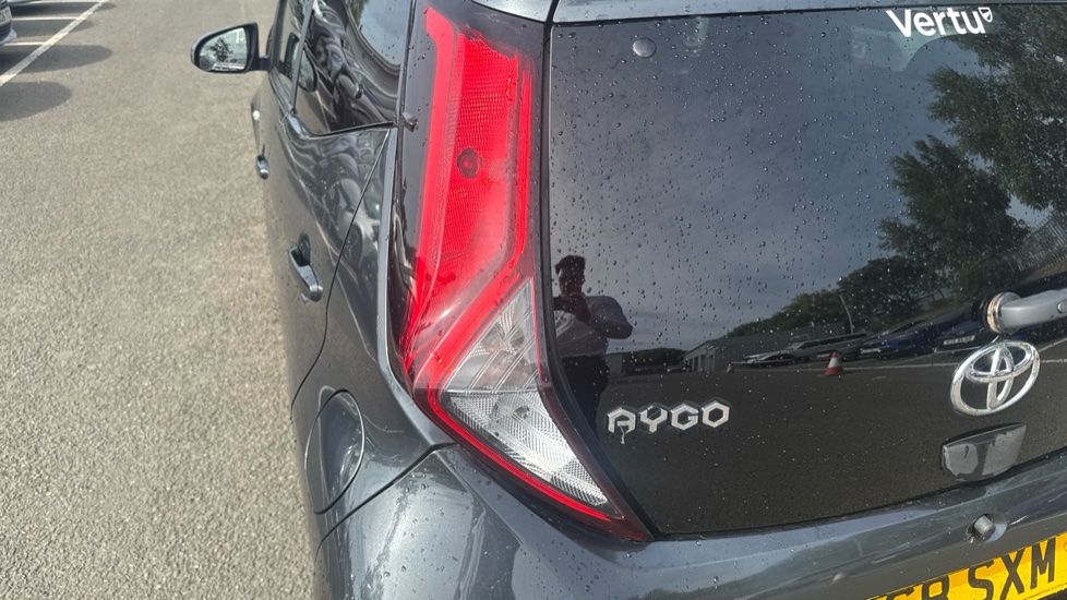 Toyota Aygo 1.0 VVT-i X-Plore 5dr Petrol Hatchback - Image 21