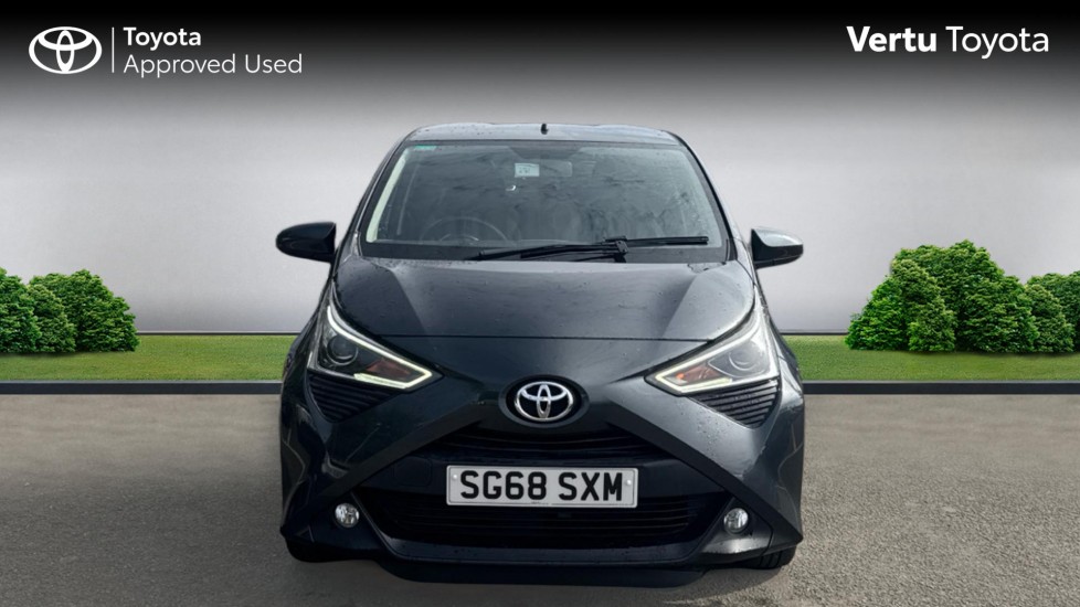 Toyota Aygo 1.0 VVT-i X-Plore 5dr Petrol Hatchback - Image 22