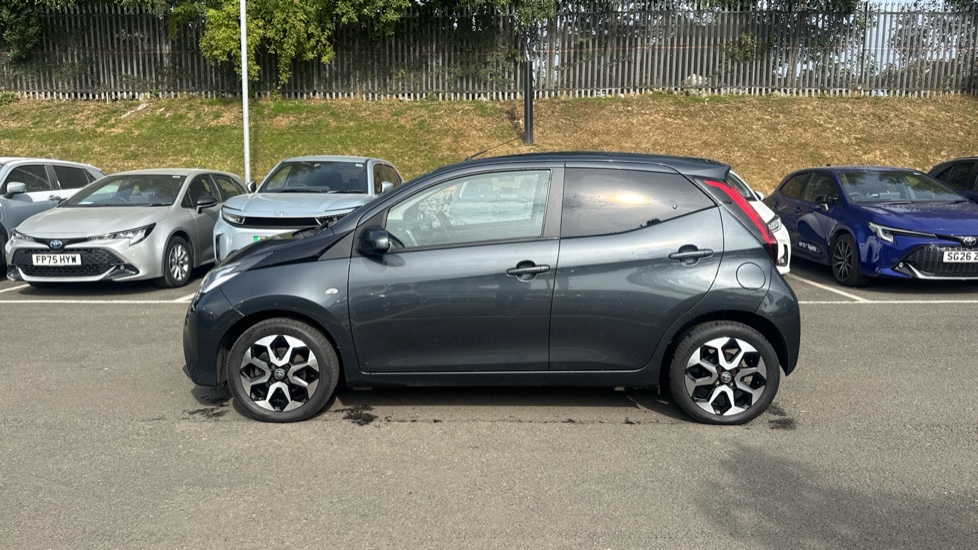 Toyota Aygo 1.0 VVT-i X-Plore 5dr Petrol Hatchback - Image 24
