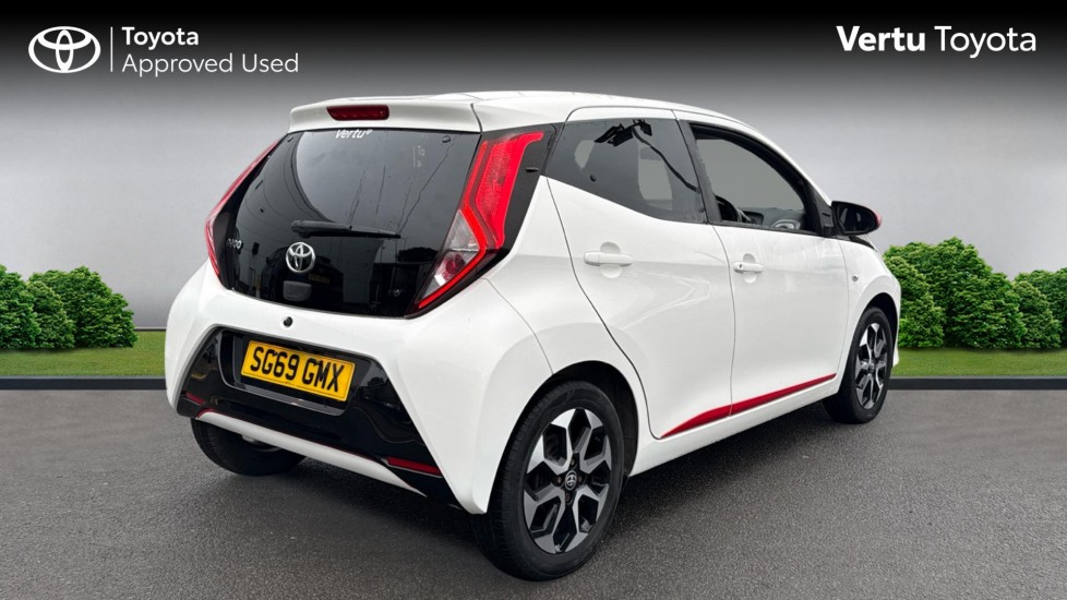Toyota Aygo 1.0 VVT-i X-Trend 5dr Petrol Hatchback - Image 2
