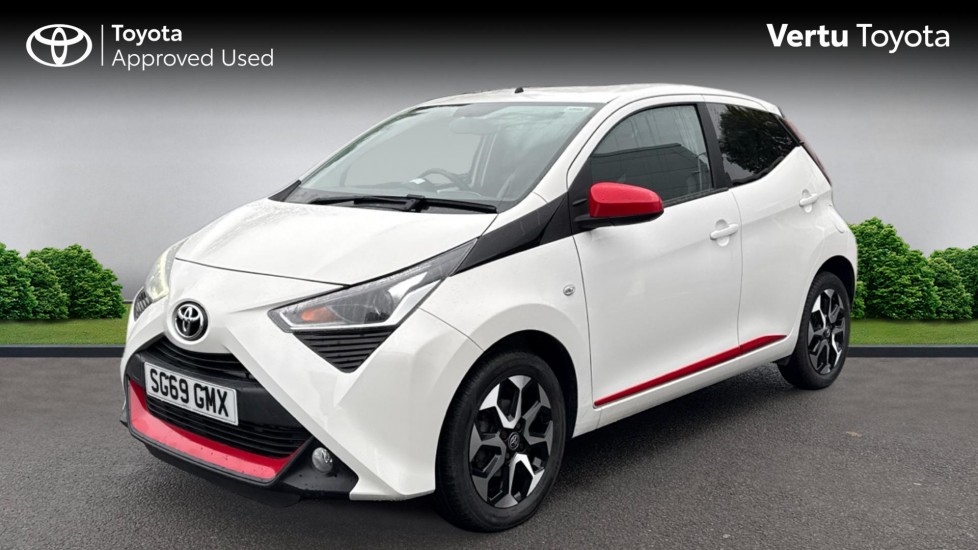 Toyota Aygo 1.0 VVT-i X-Trend 5dr Petrol Hatchback - Image 3