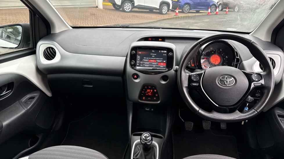 Toyota Aygo 1.0 VVT-i X-Trend 5dr Petrol Hatchback - Image 6