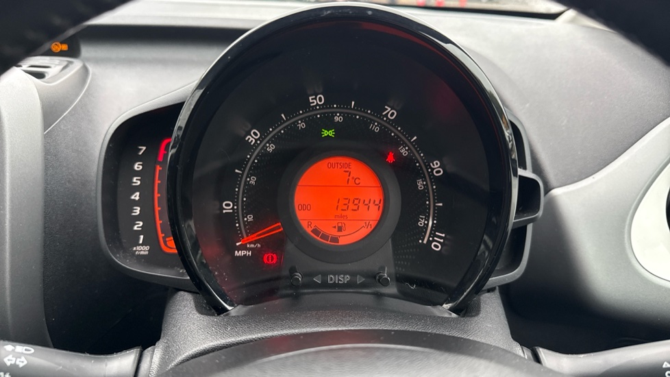 Toyota Aygo 1.0 VVT-i X-Trend 5dr Petrol Hatchback - Image 11