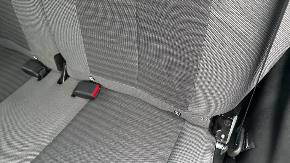 Toyota Aygo 1.0 VVT-i X-Trend 5dr Petrol Hatchback - Image 14