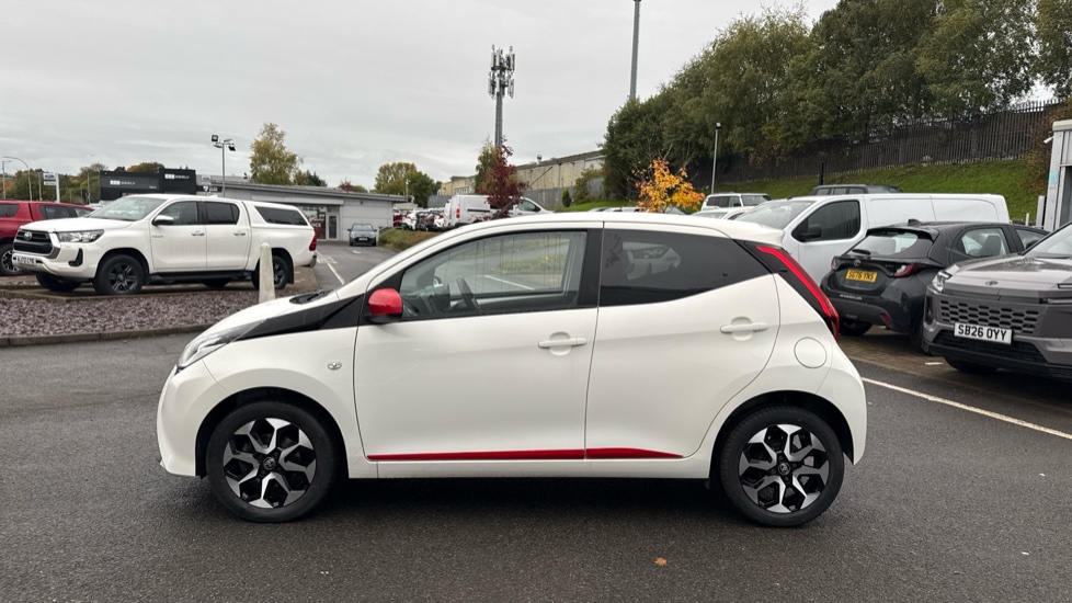 Toyota Aygo 1.0 VVT-i X-Trend 5dr Petrol Hatchback - Image 24